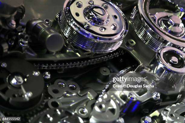 machine close up - parte de un vehículo fotografías e imágenes de stock