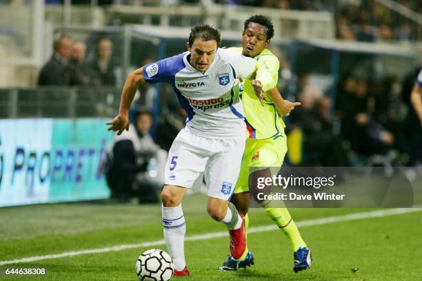 Dariusz DUDKA / Abdul Kader KEITA - - Auxerre / Lyon - Ligue 1, 10e journee. Photo: Dave Winter / Icon Sport.