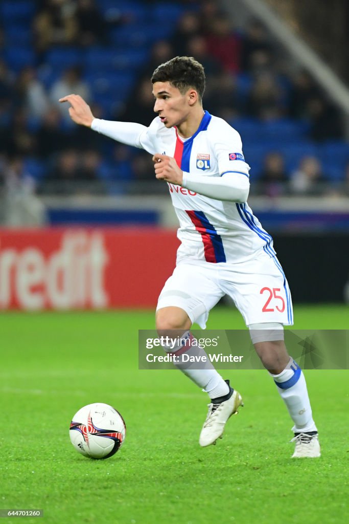 Olympique Lyonnais v AZ Alkmaar - Europa League