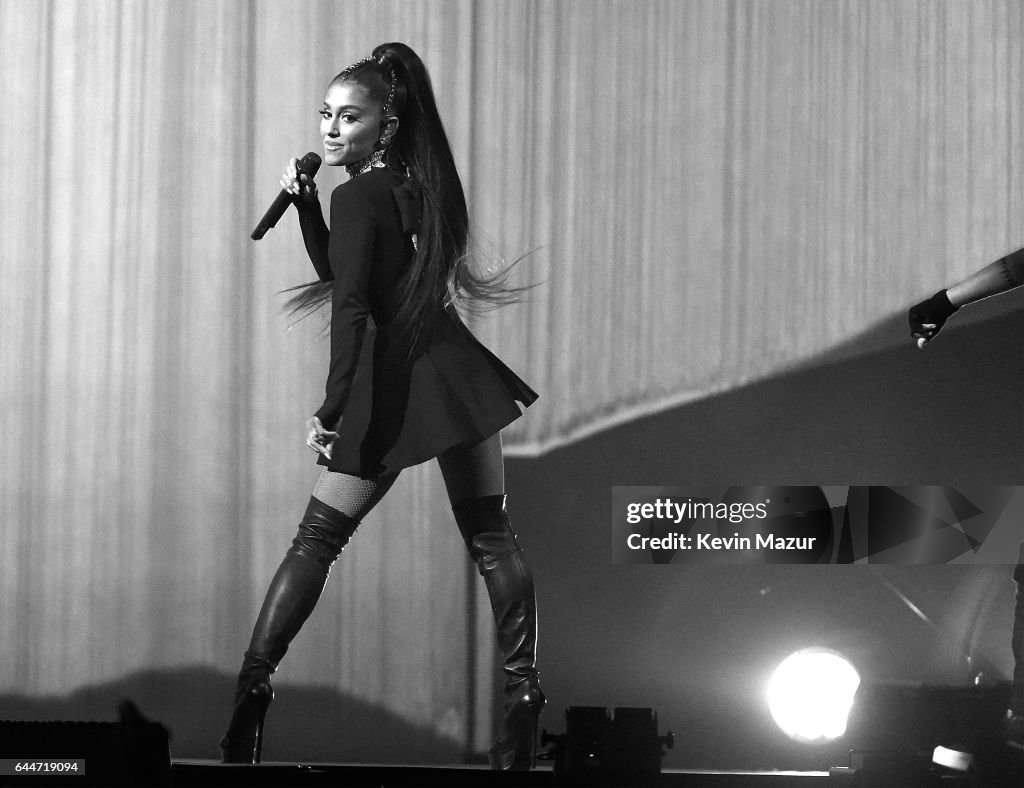 Ariana Grande "Dangerous Woman" Tour - New York City