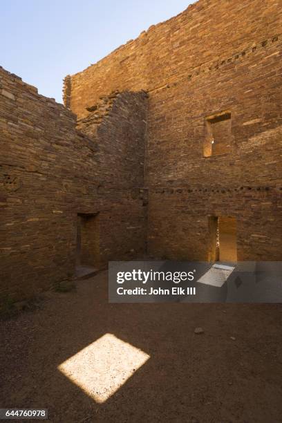 pueblo bonito, ancestral puebloan great house ruins - chaco canyon ruins stock pictures, royalty-free photos & images