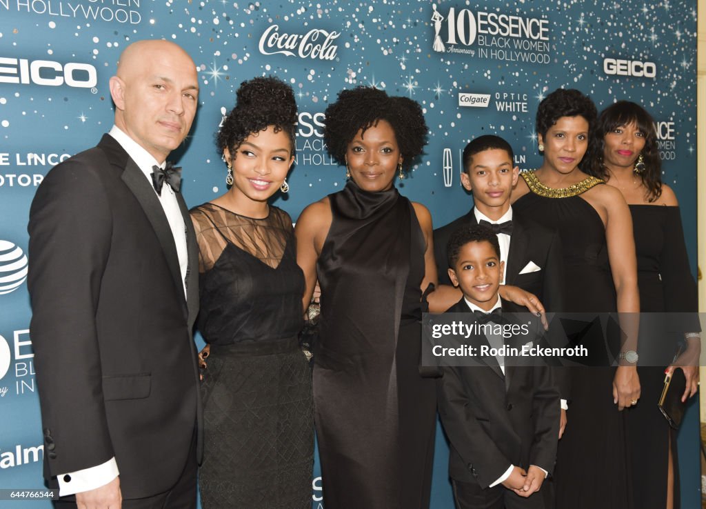 Essence 10th Annual Black Women In Hollywood Awards Gala - Arrivals
