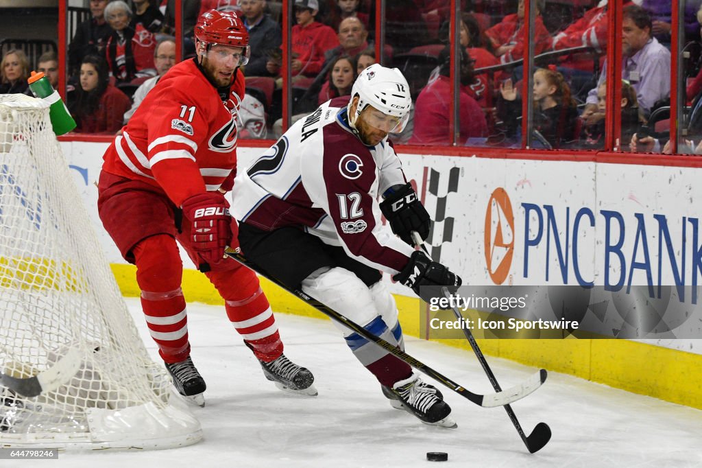 NHL: FEB 17 Avalanche at Hurricanes