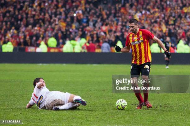 Michael FREY / Pierrick VALDIVIA - - Lens / Lille - 17e journee de Ligue 1, Photo : Alain Bourdaux / Icon Sport