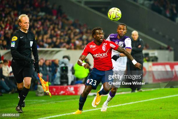 Pape SOUARE / Jean Daniel AKPA AKPRO - - Lille / Toulouse - 18eme journee de Ligue1, Photo : Dave Winter / Icon Sport
