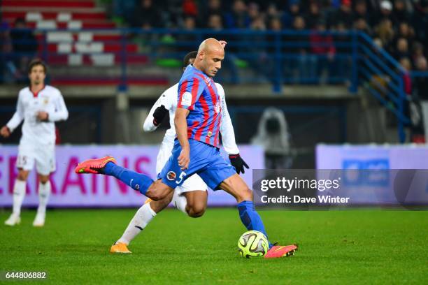 Alaedinne YAHIA - - Caen / Nice - 17eme journee de Ligue 1 -, Photo : Dave Winter / Icon Sport