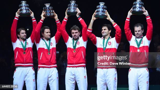 Victoire Suisse - Marco CHIUDINELLI / Michael LAMMER / Stanislas WAWRINKA / Roger FEDERER / Severin LUTHI - - France / Suisse - Finale Coupe Davis -,...