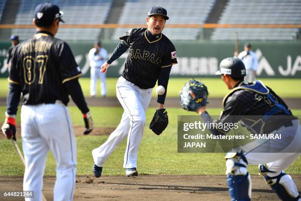 Ayumu Ishikawa of Japan in action during SAMURAI JAPAN's training camp at the Sun Marine Stadium Miyazaki on February 24, 2017 in Miyazaki, Japan.