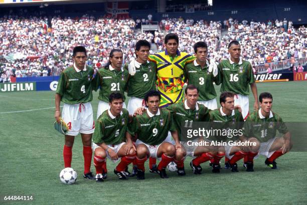 Equipe Mexique - - Mexique / Irlande - Coupe du Monde 1994, Photo : Alain Gadoffre / Icon Sport, , Jorge Campos / Claudio Suarez / Juan de Dios...