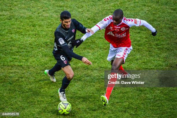 Ferjani SASSI / Prince ONIANGUE - - Reims / Metz - 26eme journee de Ligue1, Photo : Dave Winter / Icon Sport