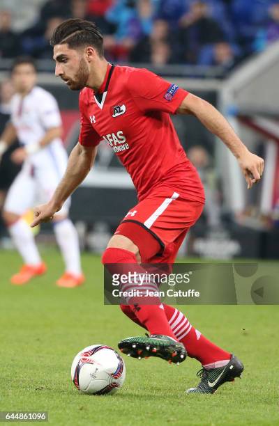 Alireza Jahanbakhsh of AZ Alkmaar in action during the UEFA Europa League Round of 32 second leg match between Olympique Lyonnais and AZ Alkmaar at...