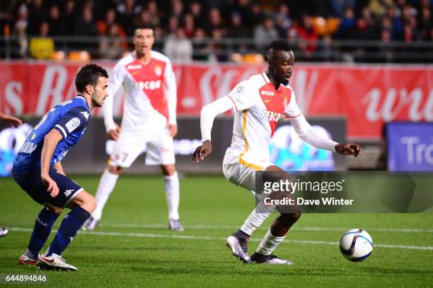 Lacina TRAORE / Matthieu SAUNIER - - Troyes / Monaco - 19eme journee de Ligue 1, Photo: Dave Winter / Icon Sport