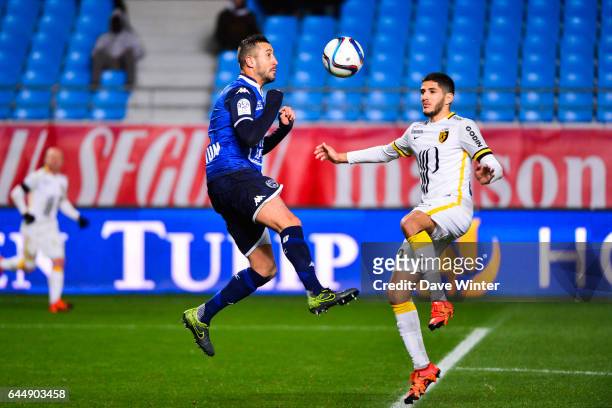 Jonathan MARTINS PEREIRA / Yassine BENZIA - - Troyes / Lille - 14eme journee de Ligue 1, Photo: Dave Winter / Icon Sport