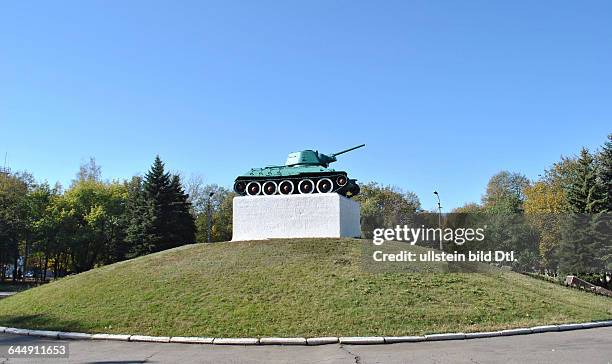 Ukraine, das Donezbecken, Kurzform Donbass, Gebiet Donezk, Gorlowka , Panzer T-34, Denkmal für die gefallenen sowjetischen Panzersoldaten bei der...