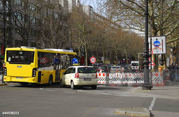 Ab heute 07.03.15, gibt es fuer Autofahrer auf Teilabschnitten, hieran der Uhlandstrasse Verkehrseinschraenkungen.