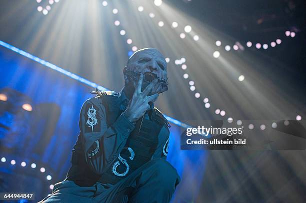 Slipknot - die amerikanische Nu-Metal- und Alternative-Metal-Band mit Saenger Corey Taylor bei einem Konzert in Hamburg, o2 World Arena