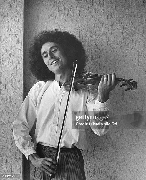 Angewo 420 Angelo Branduardi Photos & High Res Pictures - Getty Images