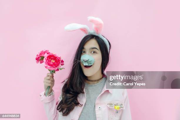 easter bunny teen - tierkostüm stock-fotos und bilder
