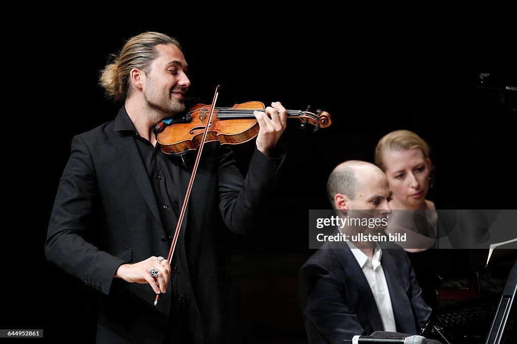 Deutsch/amerikanischer Violinist David Garrett gastiert in Begleitung des französischen Pianisten Julien Quentin auf seiner "Rezital"-Tour in der Philharmonie Köln