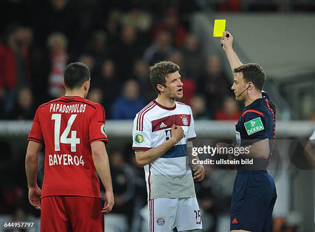 Fussball, Saison 2014/15, DFB Pokal, Viertelfinale,Bayer 04 Leverkusen - FC Bayern München 3:5 n.E.v.re., Schiedsrichter Felix Zwayer, Thomas...