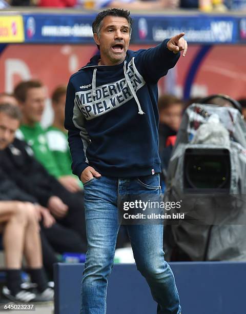 Fussball, Saison 2014/15, 3. Liga, 35. Spieltag,MSV Duisburg - Preussen Münster 2:1Trainer Gino Lettieri