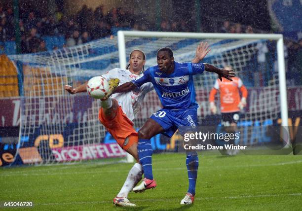 Daniel CONGRE / Granddi NGOYI - - Troyes / Montpellier - 11eme journee de Ligue 1 - Photo: Dave Winter / Icon Sport