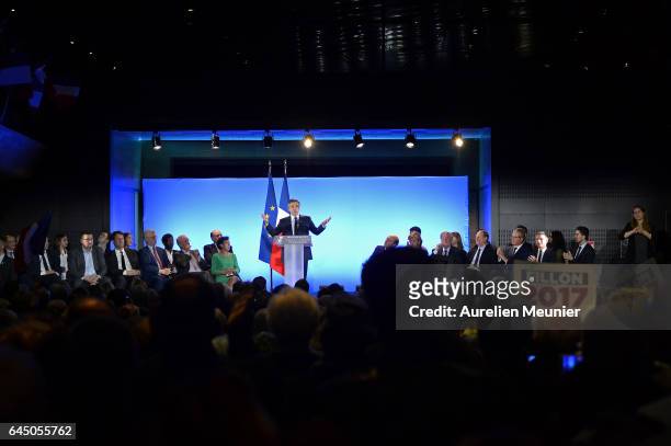 French candidate for the right-wing 'Les Republicains' Party Francois Fillon addresses voters during a political meeting on February 24, 2017 in...