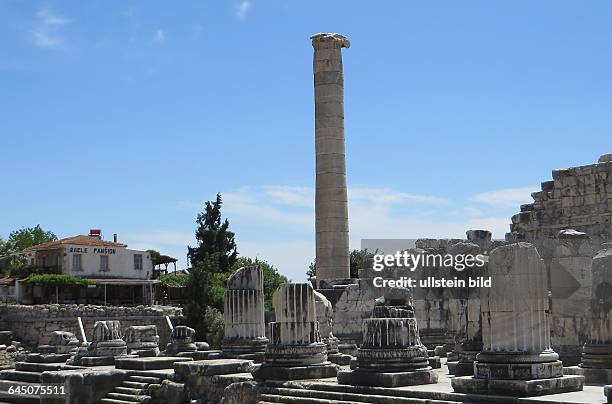 Didim Türkei In der Antike befand sich hier die Stadt Didyma mit einem bedeutenden Orakelheiligtum des Gottes Apollon. Der Apollontempel zählt heute...