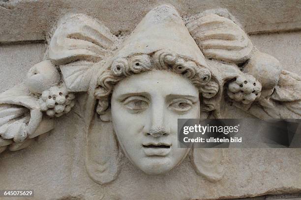 Aphrodisias war eine antike Stadt in der Landschaft Karien im Südwesten der Türkei beim heutigen Ort Geyre. Ihr Name leitet sich vom Aphrodite-Kult...