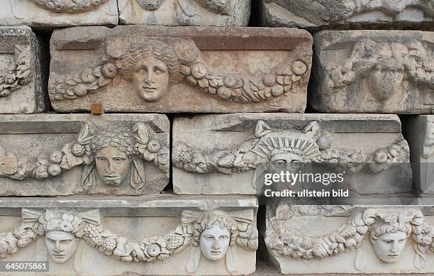 Aphrodisias war eine antike Stadt in der Landschaft Karien im Südwesten der Türkei beim heutigen Ort Geyre. Ihr Name leitet sich vom Aphrodite-Kult...