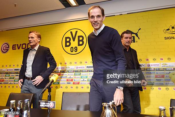 Fussball, Saison 2015/16, 1. Bundesliga, Pressekonferenz, Vorstellung von Thomas Tuchel als neuer Trainer von Borussia Dortmund,Trainer Thomas Tuchel...