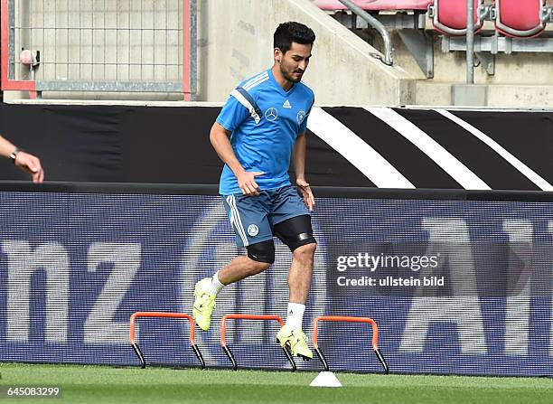 Fussball, Training der Deutschen Nationalmannschaft vor dem Länderspiel gegen die USA,Ilkay Guendogan