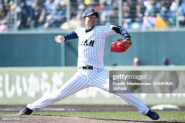 Kohdai Senga of Samurai Japan pitches in the fourth inning during the SAMURAI JAPAN Friendly Opening Match between SAMURAI JAPAN and Fukuoka SoftBank...