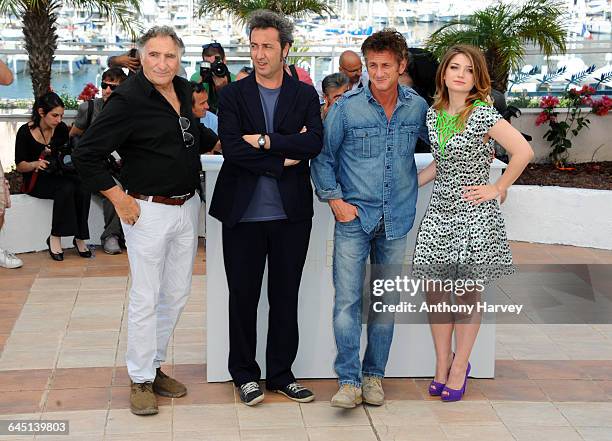 Actor Judd Hirsch, director Paolo Sorrentino, actor Sean Penn and actress Eve Hewson attend the 'This Must Be The Place' Photocall at the Palais des...