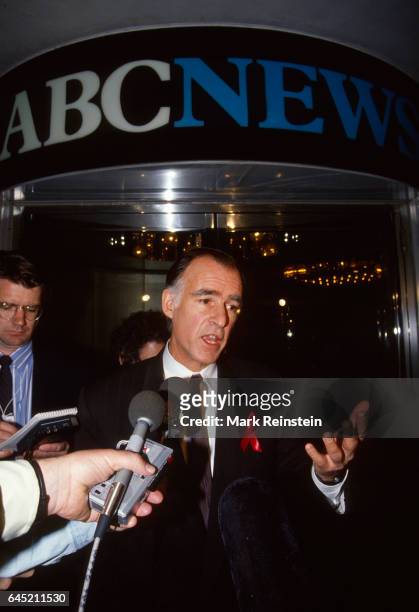 American politician and Democratic Presidential candidate Jerry Brown talks with reporters outside the ABC studios, Washington DC, May 9, 1992. He...