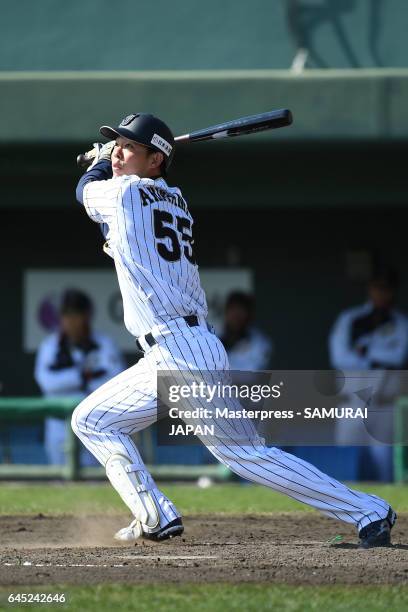 Shogo Akiyama of Samurai Japan bats during the SAMURAI JAPAN Friendly Opening Match between SAMURAI JAPAN and Fukuoka SoftBank HAWKS at the Sun...