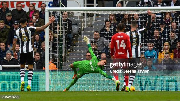 Newcastle United's Goalkeeper Karl Darlow dives in attempt to save Bristol City's opening goal during the Sky Bet Championship Match between...