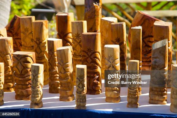 small tiki totems, maui - hawaii souvenir stock pictures, royalty-free photos & images