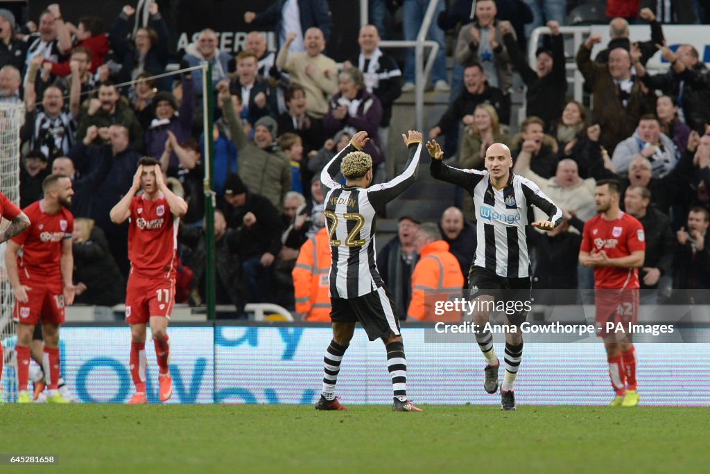 Newcastle United v Bristol City - Sky Bet Championship - St James' Park