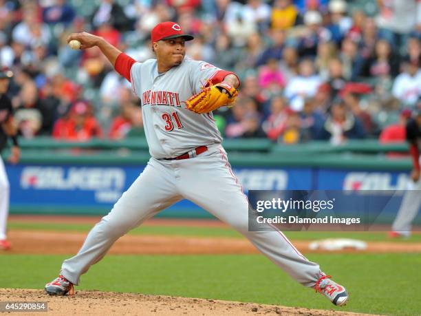 Pitcher Alfredo Simon of the Cincinnati Reds throws a pitch during a game against the Cleveland Indians on May 17, 2016 at Progressive Field in...