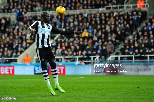 Mohamed Diame of Newcastle United controls the ball during the Sky Bet Championship Match between Newcastle United and Bristol City at St.James' Park...