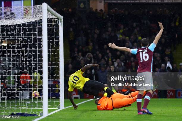 Isaac Success of Watford misses a chance in the last minute of the game during the Premier League match between Watford and West Ham United at...