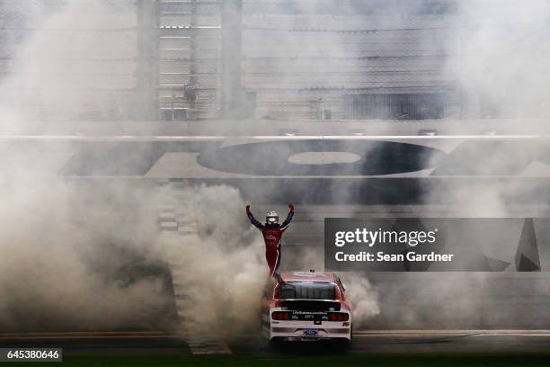 Ryan Reed 5,052 Ryan Reed Photos & High Res Pictures - Getty Images