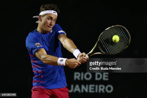 Casper Ruud of Norway returns a shot to Pablo Carreno Busta of Spain during the semifinals of the ATP Rio Open 2017 at Jockey Club Brasileiro on...