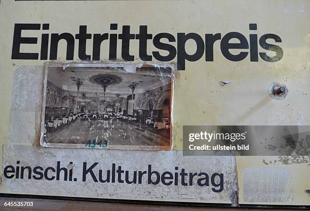 Geschichte 1913 - Claerchens Ballhaus - Kult-Ort - Auch als Galerieviertel bekannt, die Auguststrasse, sowie auch die anliegenen Strassen. Die...