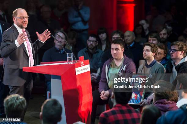 Martin Schulz, chancellor candidate of the German Social Democrats , speaks at a campaign event on February 26, 2017 in Leipzig, Germany. Schulz...