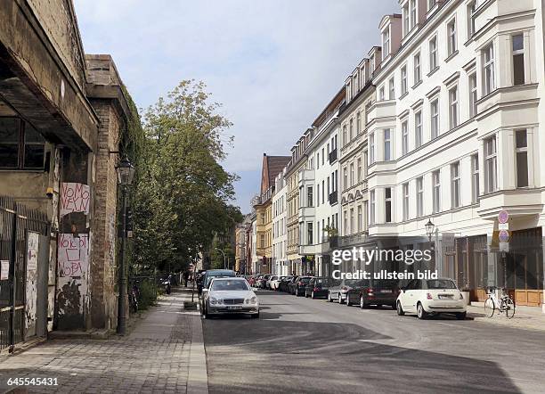 Ehemaliges Postfuhramt, links -Kult-Ort - Auch als Galerieviertel bekannt, die Auguststrasse, sowie auch die anliegenen Strassen. Die Oranienburger-,...