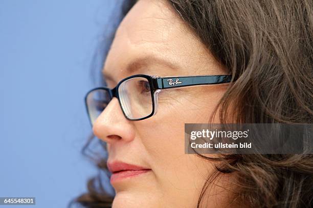 Andrea Nahles, Bundesministerin fuer Arbeit und Soziales, SPD, PK zum Thema: Initiative der deutschen Wirtschaft zur Bekaempfung der...