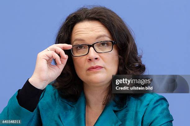 Andrea Nahles, Bundesministerin fuer Arbeit und Soziales, SPD, PK zum Thema: Initiative der deutschen Wirtschaft zur Bekaempfung der...