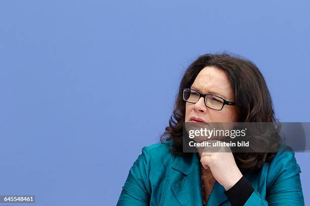 Andrea Nahles, Bundesministerin fuer Arbeit und Soziales, SPD, PK zum Thema: Initiative der deutschen Wirtschaft zur Bekaempfung der...